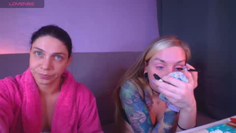 Snapshot of carrie_moonshine chatting on 24, 3, 2026 Carrie online show from 24, 3, 2026