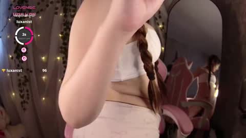 Snapshot of carysgs chatting on 27, 2, 2026 carysgs online show from 27, 2, 2026