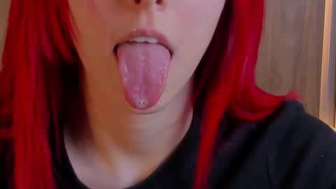 Snapshot of casandra_busting chatting on 5, 2, 2025 Casandra online show from 5, 2, 2025