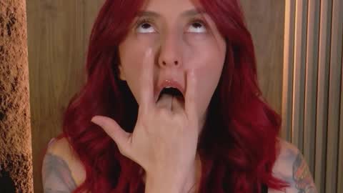 Snapshot of casandra_busting chatting on 5, 12, 2025 Casandra online show from 5, 12, 2025