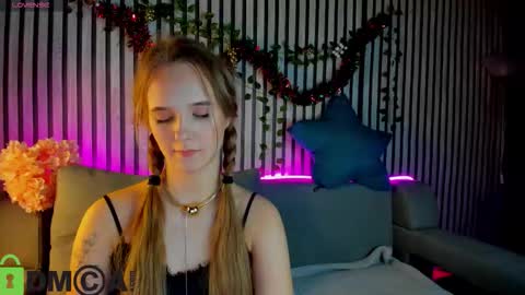 Casey sweeet online show from 6, 1, 2026