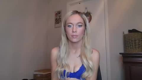 Snapshot of caseygirl6879 chatting on 12, 10, 2025 Casey Lakes online show from 12, 10, 2025