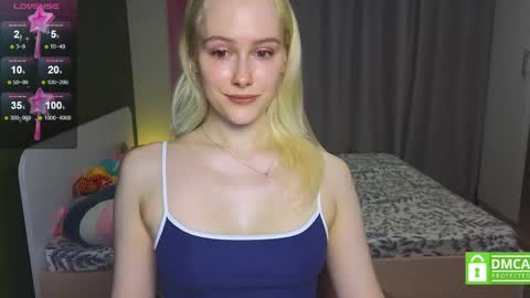 Snapshot of caseylabow chatting on 5, 6, 2026 My name is Casey... Nice to meet you I will be happy to have funthumbs up please its important online show from 5, 6, 2026
