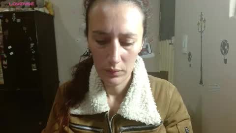   online show from 1, 12, 2025