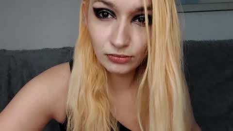 Snapshot of cassandratate chatting on 27, 1, 2025 Casey Chris online show from 27, 1, 2025