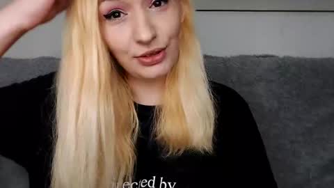 Snapshot of cassandratate chatting on 29, 1, 2025 Casey Chris online show from 29, 1, 2025