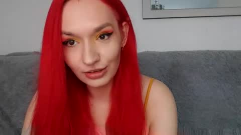 Snapshot of cassandratate chatting on 3, 2, 2025 Casey Chris online show from 3, 2, 2025