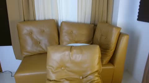 hugecassey online show from 2, 3, 2025