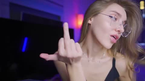 Snapshot of cassiablade1 chatting on 2, 7, 2026 Seductress Cassia FINDOM AND SADISM NO NUDE online show from 2, 7, 2026
