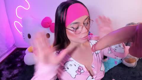 Snapshot of cassiebigass_ chatting on 4, 3, 2026 Bela igzaii9r online show from 4, 3, 2026