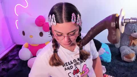 Snapshot of cassiebigass_ chatting on 15, 4, 2026 Bela igzaii9r online show from 15, 4, 2026