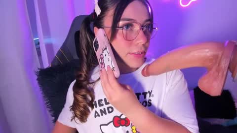 Snapshot of cassiebigass_ chatting on 13, 5, 2026 Bela igzaii9r online show from 13, 5, 2026