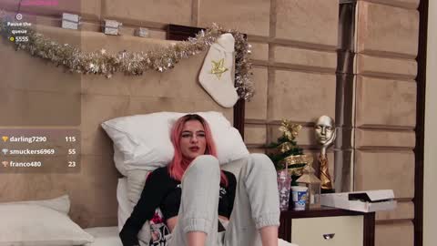 Cassie online show from 20, 12, 2024