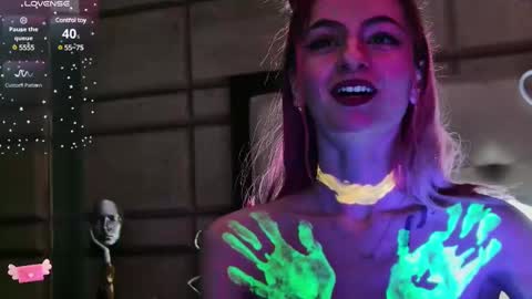 Cassie online show from 25, 2, 2025