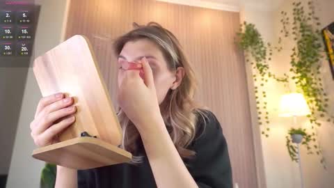 Snapshot of cassieholland chatting on 22, 2, 2026 Im Cassie3 online show from 22, 2, 2026