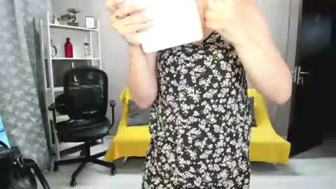 CassieJonas online show from 8, 7, 2026