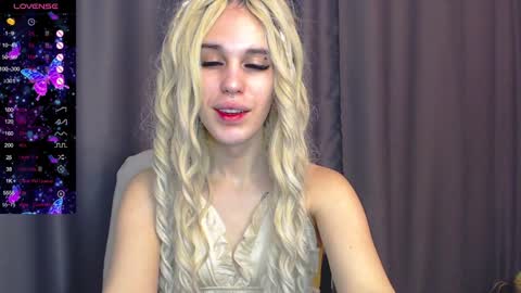 Snapshot of cassiemich chatting on 30, 12, 2024 Cassie online show from 30, 12, 2024