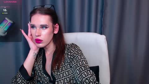 Snapshot of cassiemich chatting on 1, 2, 2025 Cassie online show from 1, 2, 2025