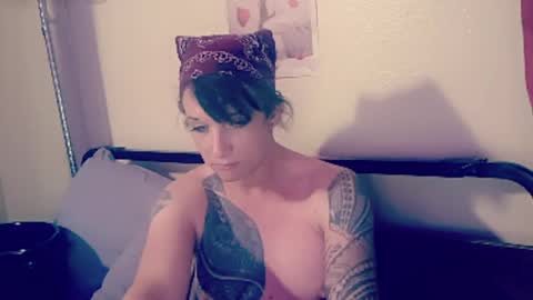Cassiemichelle online show from 16, 4, 2026