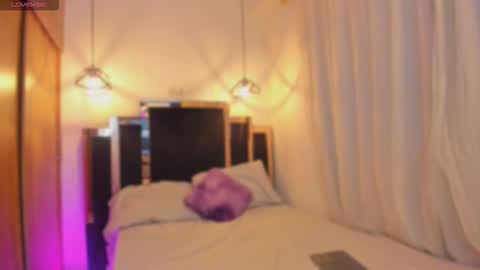  Cassie Stevens  online show from 18, 12, 2025