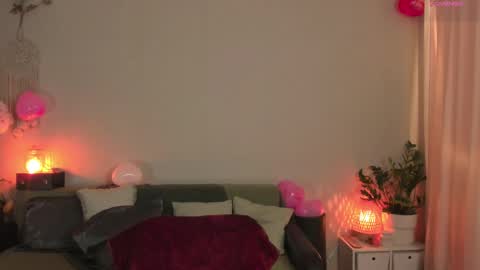 Snapshot of cassisland chatting on 18, 2, 2025 cassandra online show from 18, 2, 2025