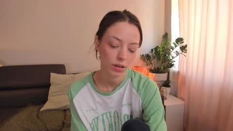 Snapshot of cassisland chatting on 3, 10, 2025 cassandra online show from 3, 10, 2025