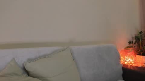  cassandra  online show from 21, 12, 2025