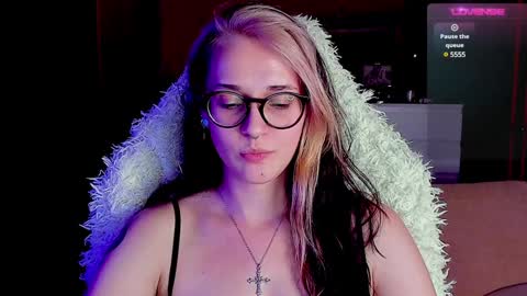 Snapshot of cassy_moore chatting on 11, 1, 2025 Ellie online show from 11, 1, 2025