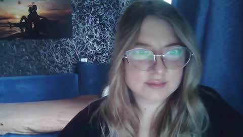 casual__vibes online show from 16, 4, 2026