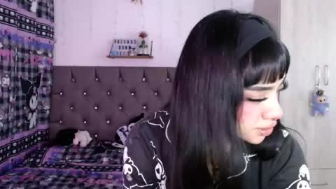 Snapshot of cat_mila_ chatting on 28, 3, 2026 Mila online show from 28, 3, 2026