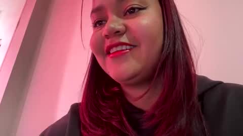 Snapshot of cata_bloom chatting on 22, 12, 2025 cata bloom online show from 22, 12, 2025