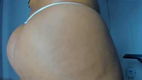 Snapshot of cata_bloom chatting on 14, 3, 2026 cata bloom online show from 14, 3, 2026