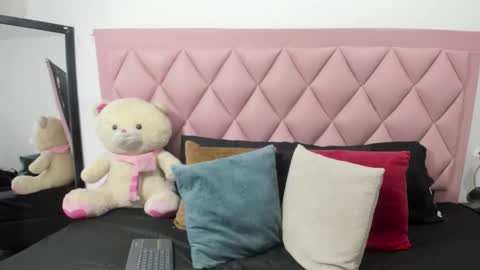 cata_gil1 online show from 24, 10, 2025