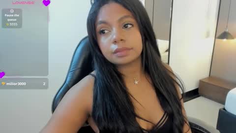 Snapshot of cata_rosse_ chatting on 11, 3, 2026 C A T A online show from 11, 3, 2026