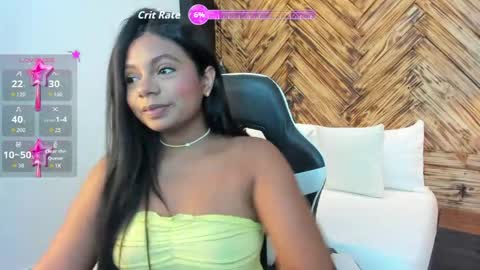 Snapshot of cata_rosse_ chatting on 19, 4, 2026 C A T A online show from 19, 4, 2026