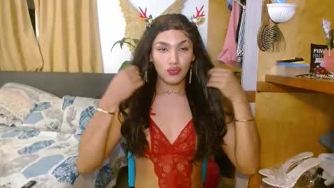 Snapshot of catafitt_1 chatting on 22, 11, 2025 catalyna fitness online show from 22, 11, 2025