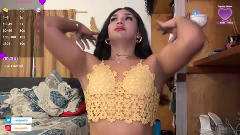 Snapshot of catafitt_1 chatting on 16, 12, 2025 catalyna fitness online show from 16, 12, 2025