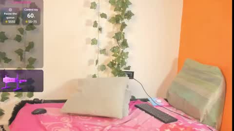 cataleya19__ online show from 6, 3, 2025