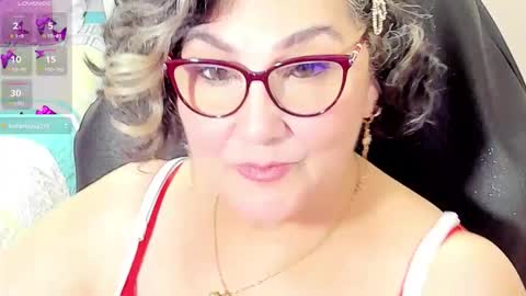Snapshot of cataleya_mom_ chatting on 17, 3, 2026 cataleya online show from 17, 3, 2026