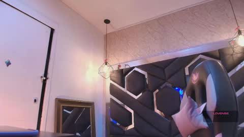 Snapshot of cataleya_sambrano chatting on 4, 12, 2025 Cataleya online show from 4, 12, 2025