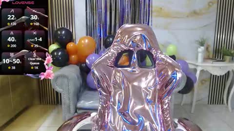 Snapshot of catalina5_s chatting on 30, 10, 2025 Catalina online show from 30, 10, 2025