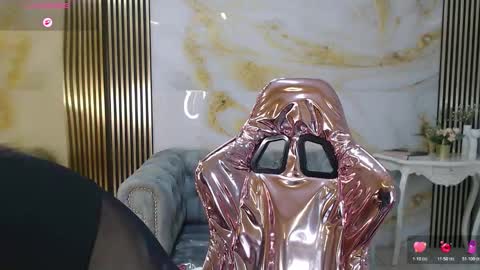 Snapshot of catalina5_s chatting on 24, 11, 2025 Catalina online show from 24, 11, 2025