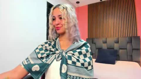 Snapshot of catalina_clark chatting on 1, 12, 2025 Catalina online show from 1, 12, 2025