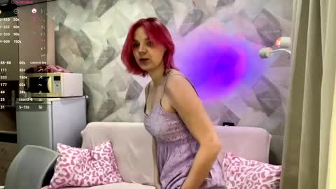 Snapshot of cateclem chatting on 21, 4, 2026 Kate online show from 21, 4, 2026