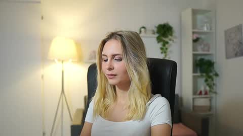 catecrago  online show from 6, 11, 2025