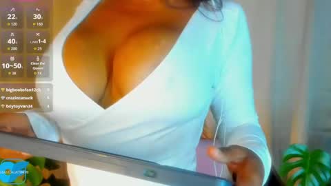 Snapshot of caterinezapataa chatting on 9, 3, 2026 Caterine Zapata online show from 9, 3, 2026