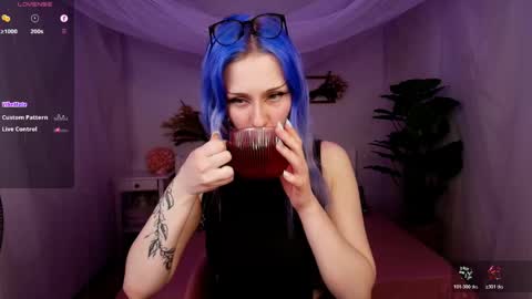 Snapshot of cateyepro chatting on 25, 4, 2026 Anna online show from 25, 4, 2026