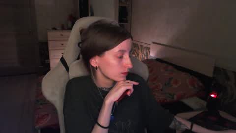 Snapshot of cath_dysphoria_ chatting on 30, 4, 2026 CATH online show from 30, 4, 2026