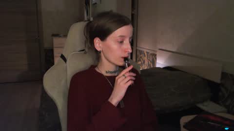 Snapshot of cath_dysphoria_ chatting on 18, 5, 2026 CATH online show from 18, 5, 2026
