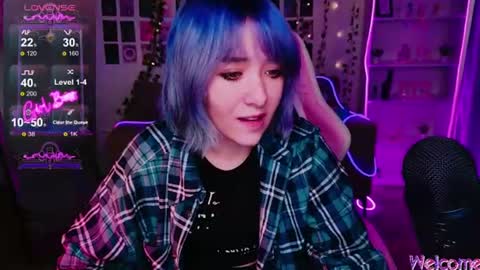 Snapshot of catharinejones chatting on 5, 7, 2026 KettieHi My name is Katie I love drawing and I can play the guitar. And love dancing online show from 5, 7, 2026